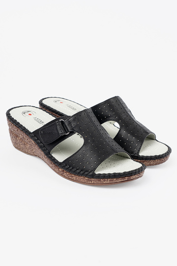 Ciabatte con piattaforma e... 2