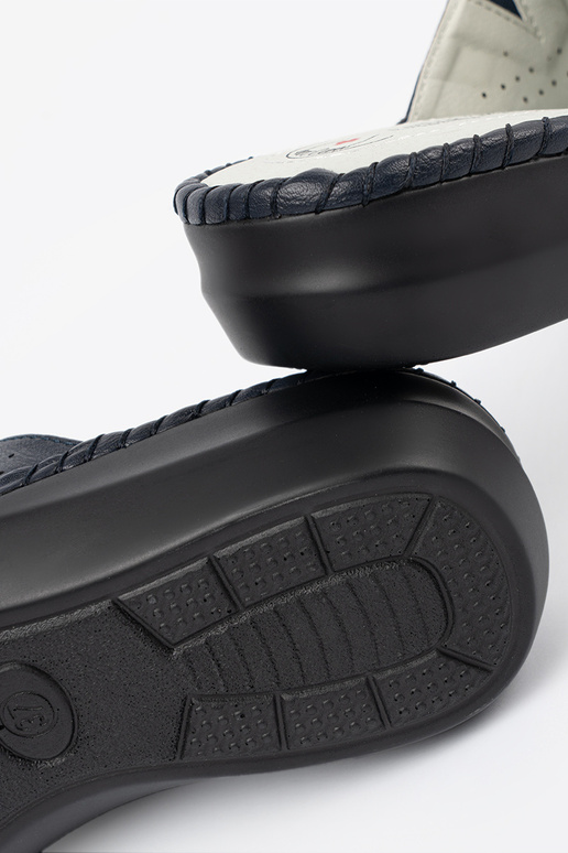 Ciabatte con inserti in pelle blu