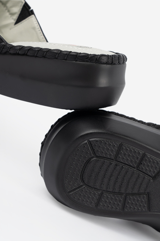 Ciabatte da donna con inserti in...