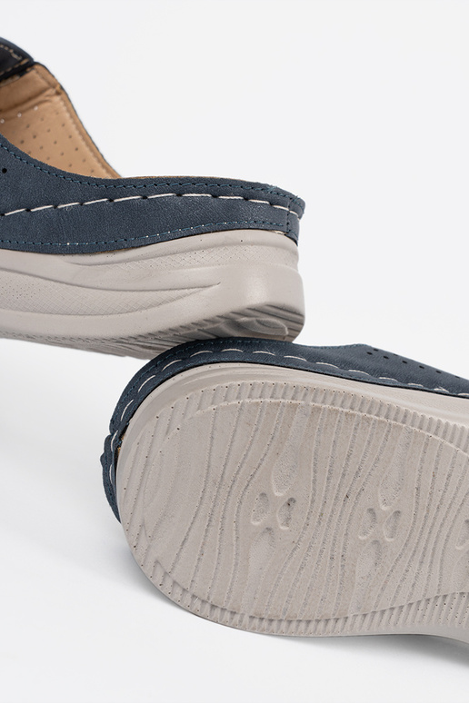 Ciabatte comode con accessori blu