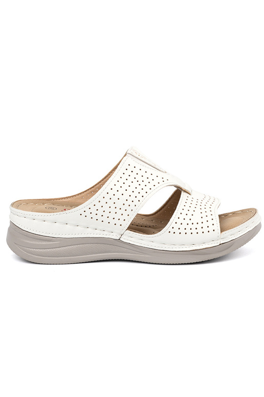 Ciabatte comode con accessori bianche Ciabatte comode con accessori bianche