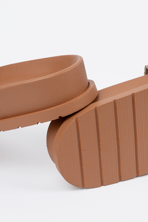 colore marrone Pantofole ze zdobieniem colore marrone Pantofole ze zdobieniem