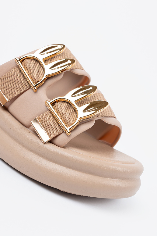 Ciabatte color sabbia con fibbie...