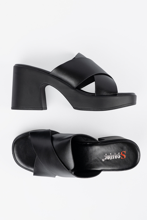 colore nero Pantofole sul tallone