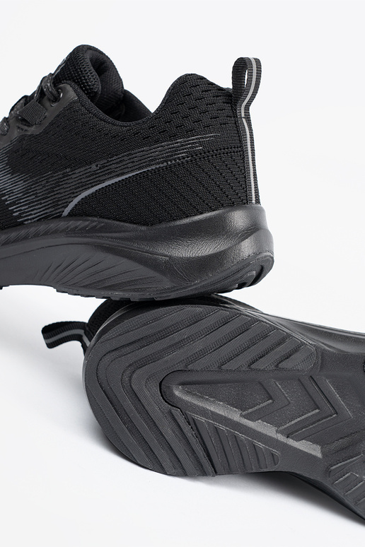 Scarpe in stile sportivo con inserti... Scarpe in stile sportivo con inserti...