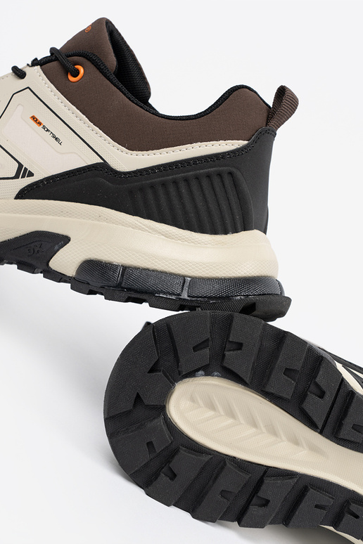 Mezze scarpe nere da donna con tacco... Mezze scarpe nere da donna con tacco...