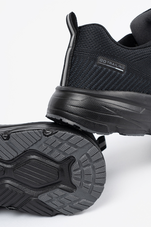 Scarpe sportive nere e verdi da uomo Scarpe sportive nere e verdi da uomo