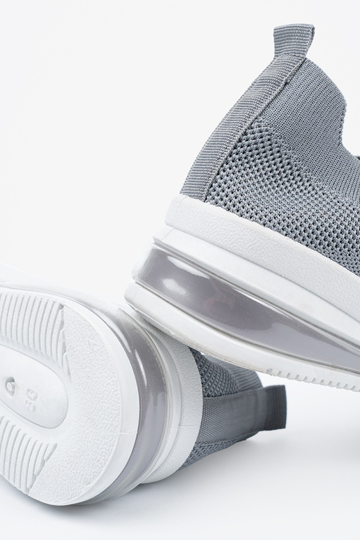 Scarpe sportive grigie con chiusura