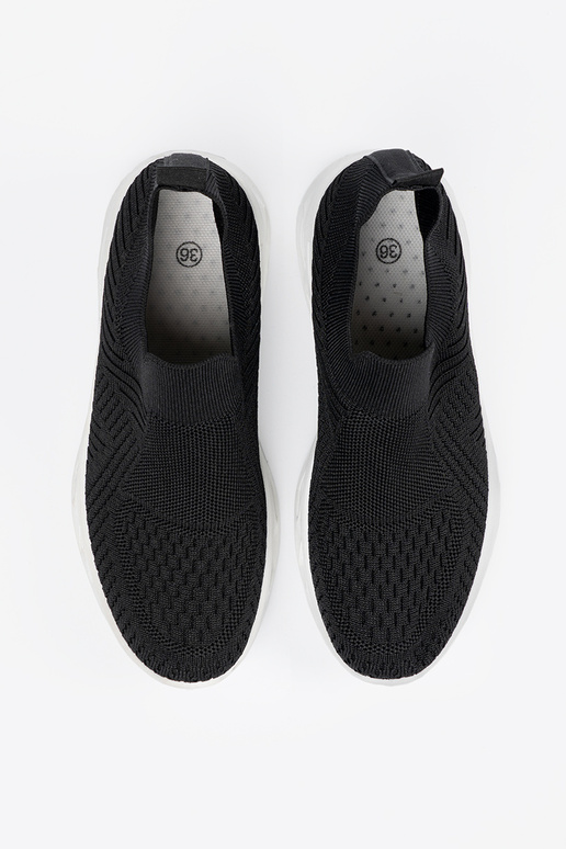 Scarpe sportive nere con chiusura