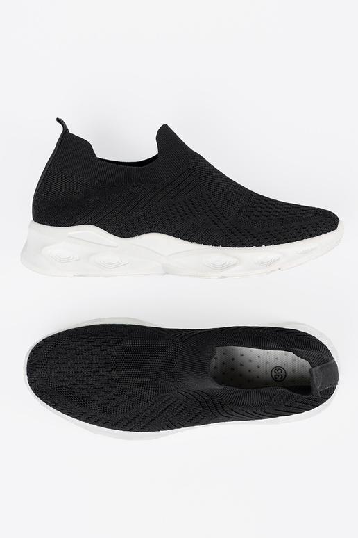 Scarpe sportive nere con chiusura