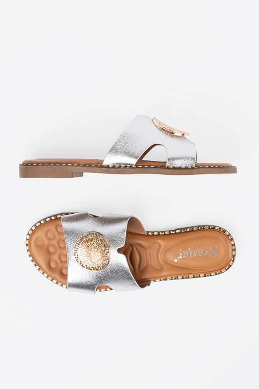 Pantofole argento con finiture dorate Pantofole argento con finiture dorate