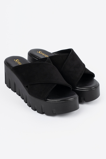 dalla pelle scamosciata... 2