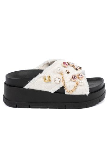 Colore bianco Pantofole con...