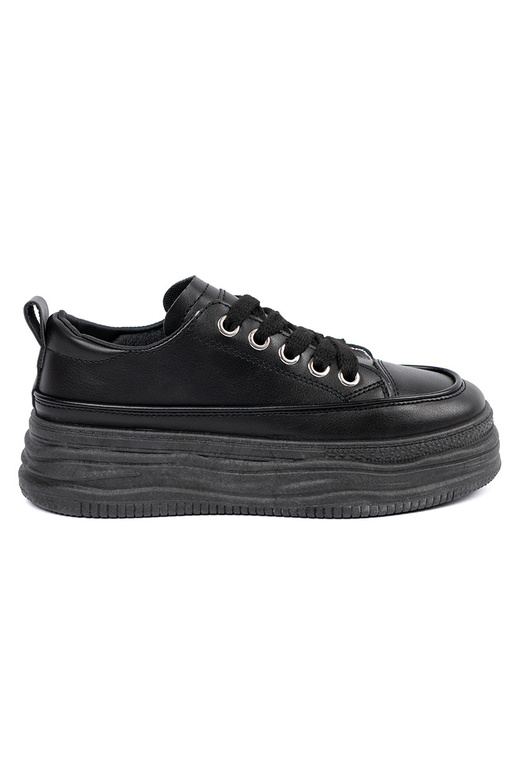 scarpe casual colore nero con una...