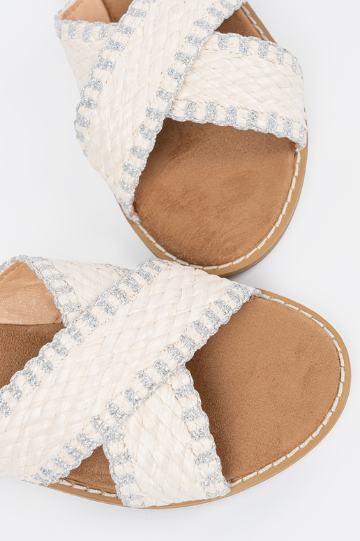 Colore bianco Pantofole treccia su... Colore bianco Pantofole treccia su...