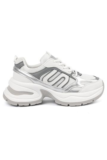 Scarpe sportive da donna...