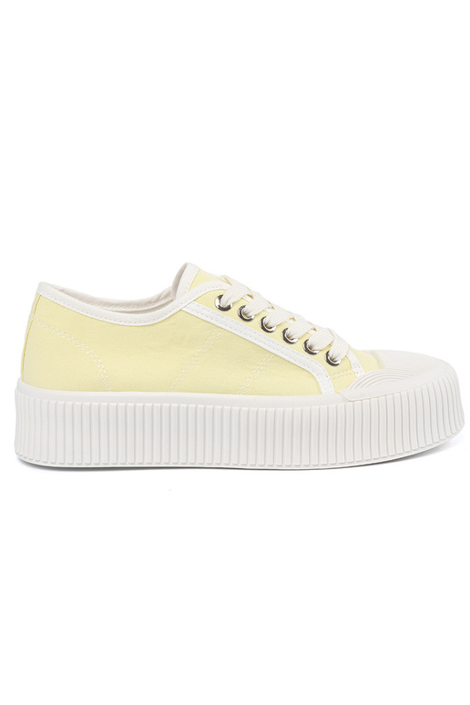 Scarpe gialle con lacci su suola spessa Scarpe gialle con lacci su suola spessa