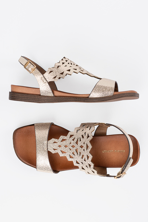 Sandali color avorio su piattaforma...