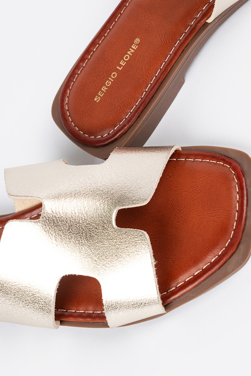 Ciabatte oro chiaro con punta quadrata