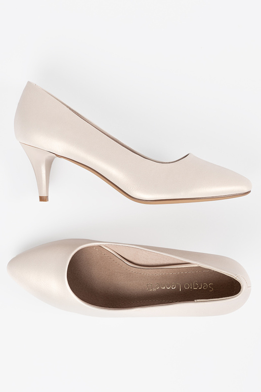 Décolleté color avorio, Sergio Leone