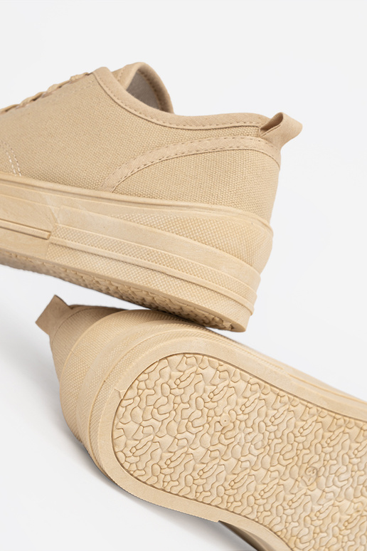 Stivali bassi da donna color sabbia