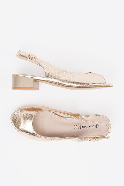 Sandali da donna neri, Sergio Leone Sandali da donna neri, Sergio Leone