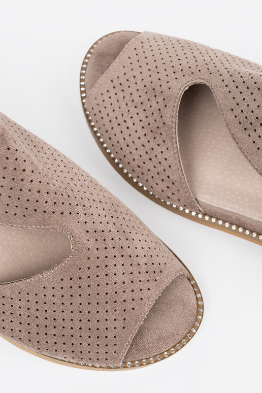 Sandali flat traforati color sabbia Sandali flat traforati color sabbia