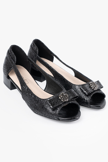 Mezze scarpe con chiusure e... 2