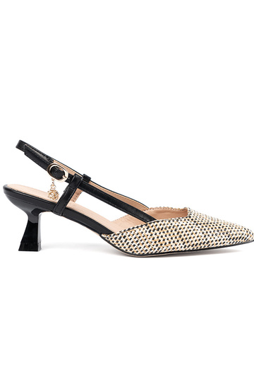 Sandali intrecciati alti...