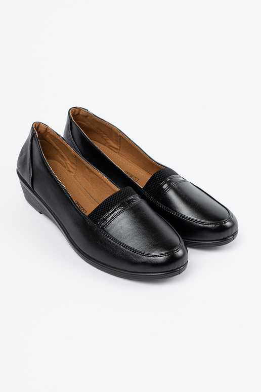 Scarpe nere classiche slip-on