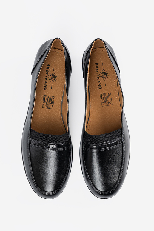 Scarpe nere classiche slip-on