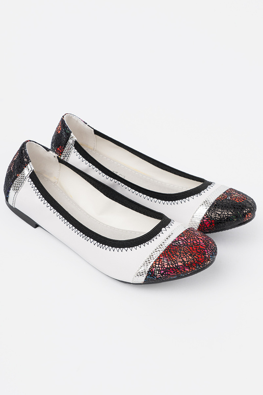 Ballerine bianche con elementi...