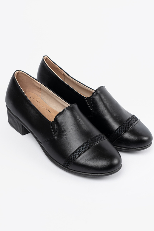 Scarpe con tacco in camoscio nere Scarpe con tacco in camoscio nere