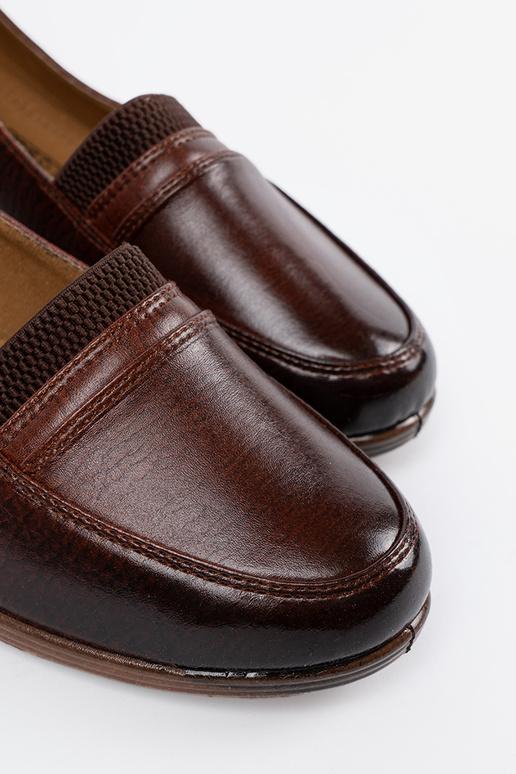 Scarpe con bassa piattaforma