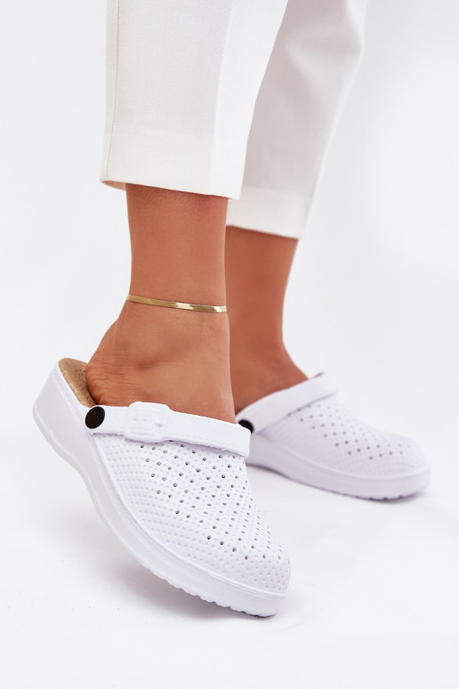 Pantofole leggere Pantofole Zoccoli Femminile Colore bianco Faylina Pantofole leggere Pantofole Zoccoli Femminile Colore bianco Faylina