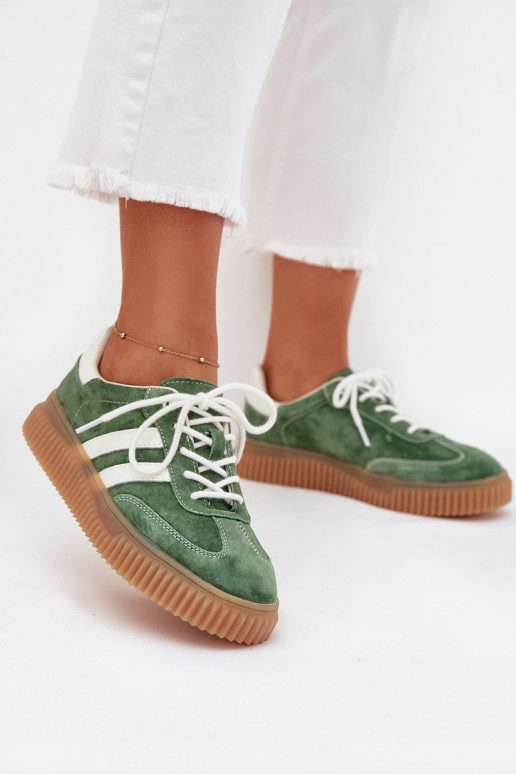 dalla pelle scamosciata Scarpe modello sneakers Femminile con una piattaforma colore verde Venera