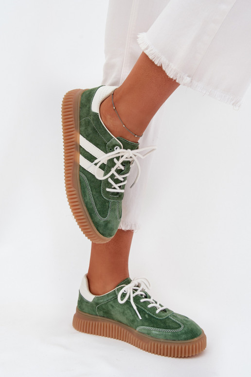 dalla pelle scamosciata Scarpe modello sneakers Femminile con una piattaforma colore verde Venera