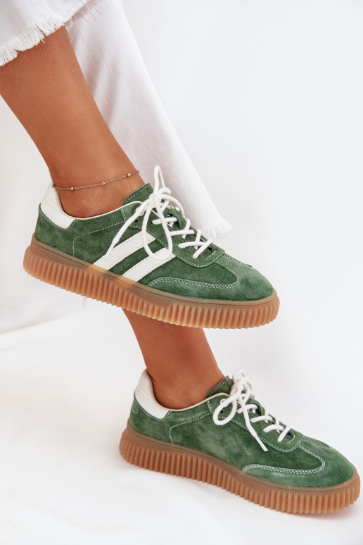 dalla pelle scamosciata Scarpe modello sneakers Femminile con una piattaforma colore verde Venera