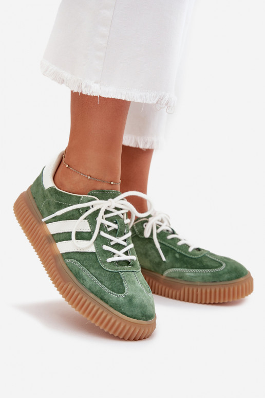 dalla pelle scamosciata Scarpe modello sneakers Femminile con una piattaforma colore verde Venera