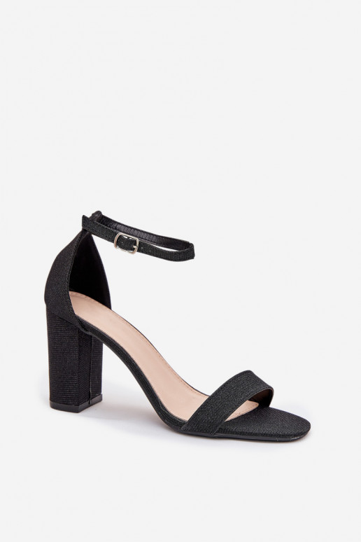 con lucentezza Sandali con tacco alto da donna colore nero Kavina