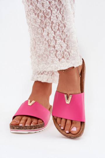 Pantofole da donna con una piattaforma Con decorazioni Detalem colore rosa Vessira