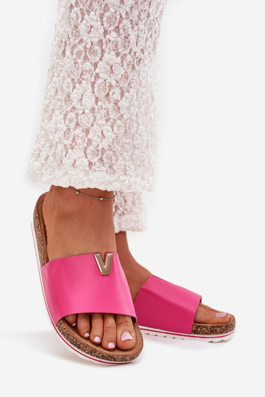 Pantofole da donna con una piattaforma Con decorazioni Detalem colore rosa Vessira