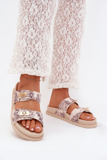 Elegantellato Pantofole da donna con una piattaforma beige Sorina