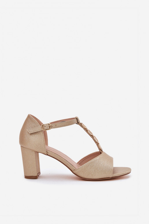 Sandali con tacco alto da donna con tacchi decorati in ecopelle colore dorato Triavera