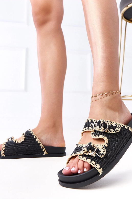 Pantofole intrecciate nere con fibbie...