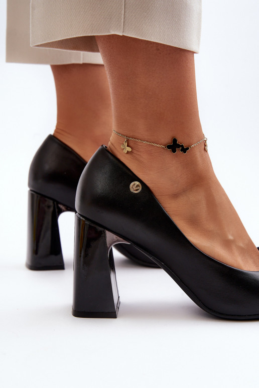 Scarpe con i tacchi con nastri colore nero Ariemessa Scarpe con i tacchi con nastri colore nero Ariemessa