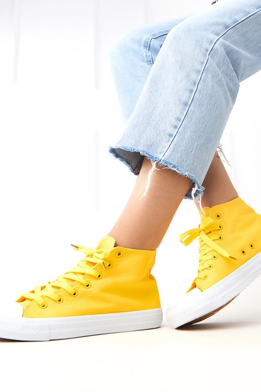 Scarpe alte gialle Ghanem