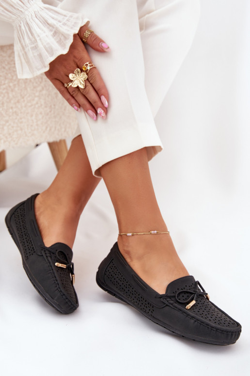 mocassini da donna con elementi traforati I INiązaniem colore nero Mirisa mocassini da donna con elementi traforati I INiązaniem colore nero Mirisa