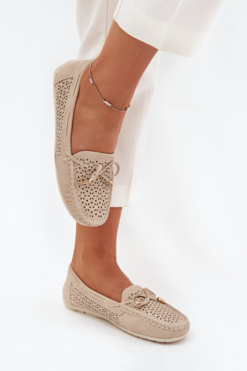 mocassini da donna con elementi traforati I INiązaniem beige Mirisa