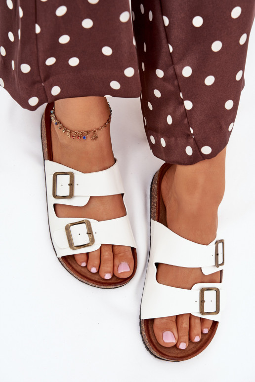 Femminile Pantofole con una piattaforma con fibbie Colore bianco Vesina